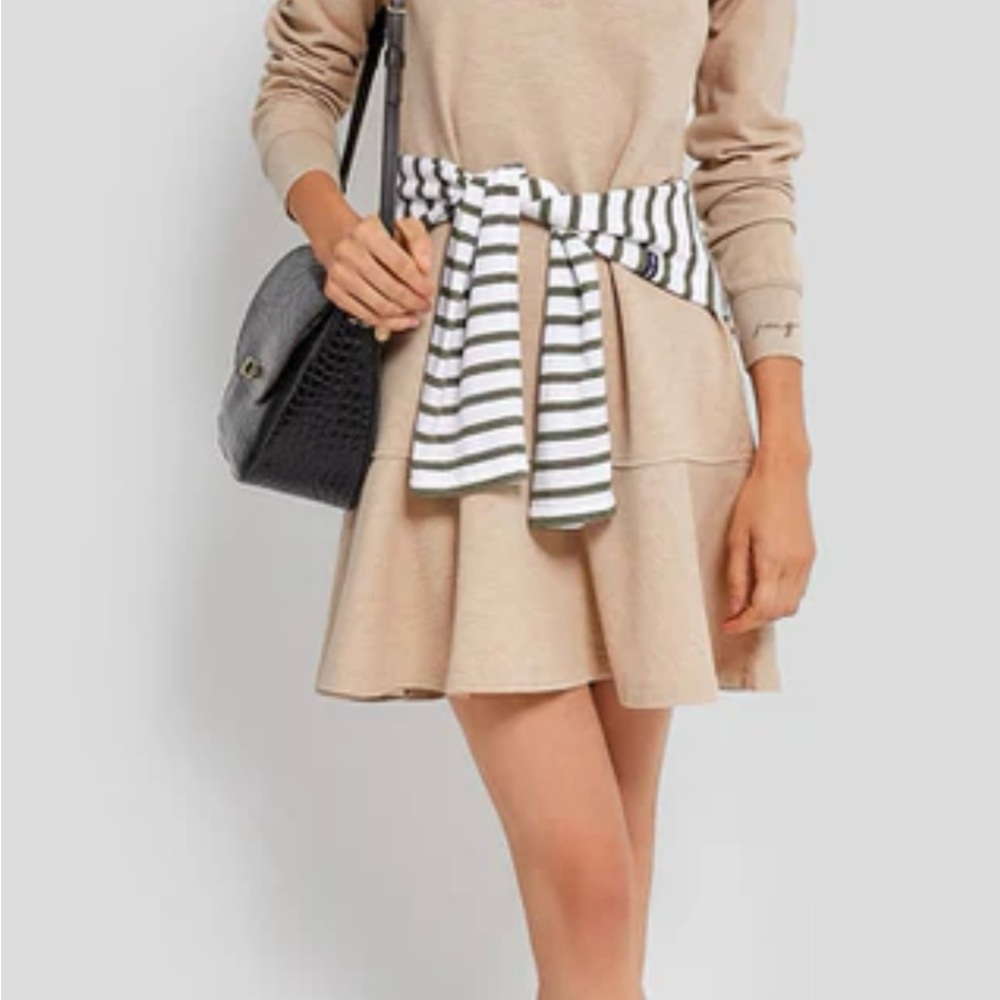 Tuckernuck Sandstone Long Sleeve Pique May Polo Dress Size Medium
Modern Cotton - Picture 6 of 12
